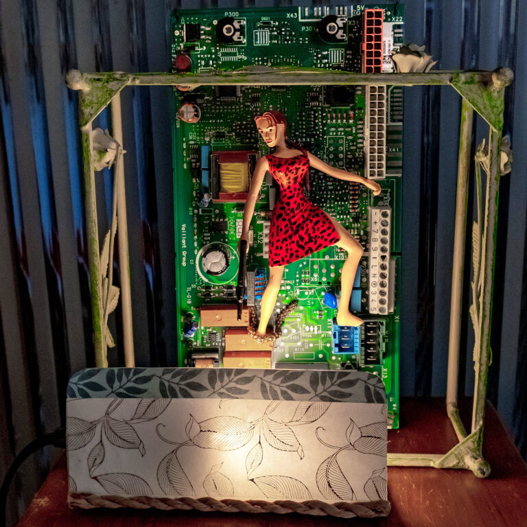 KataBidouille-Luminaire-Aventures sur la toile